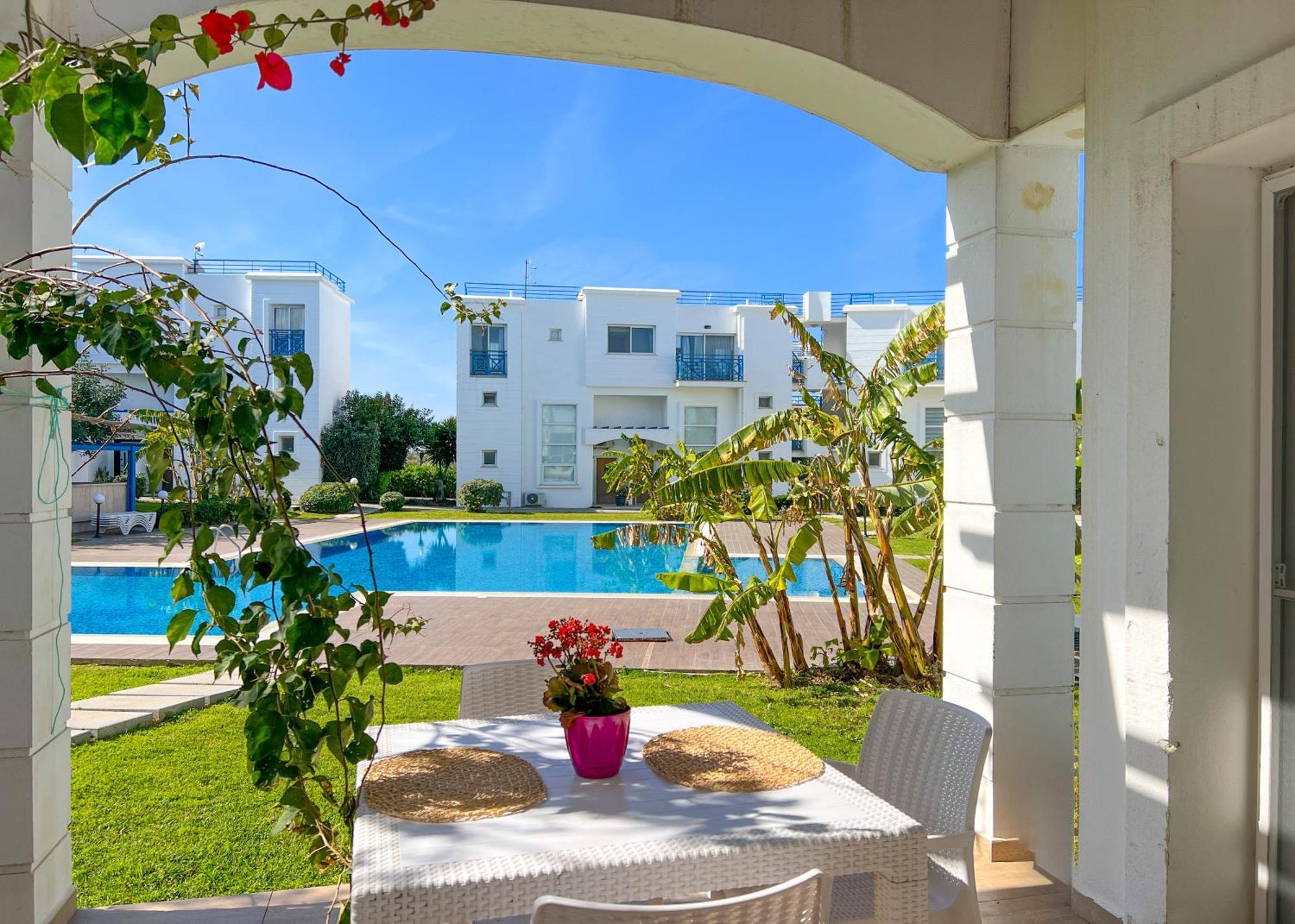 Garden Loft Apt With Pool In Alsancak Kyrenia Girne Buitenkant foto
