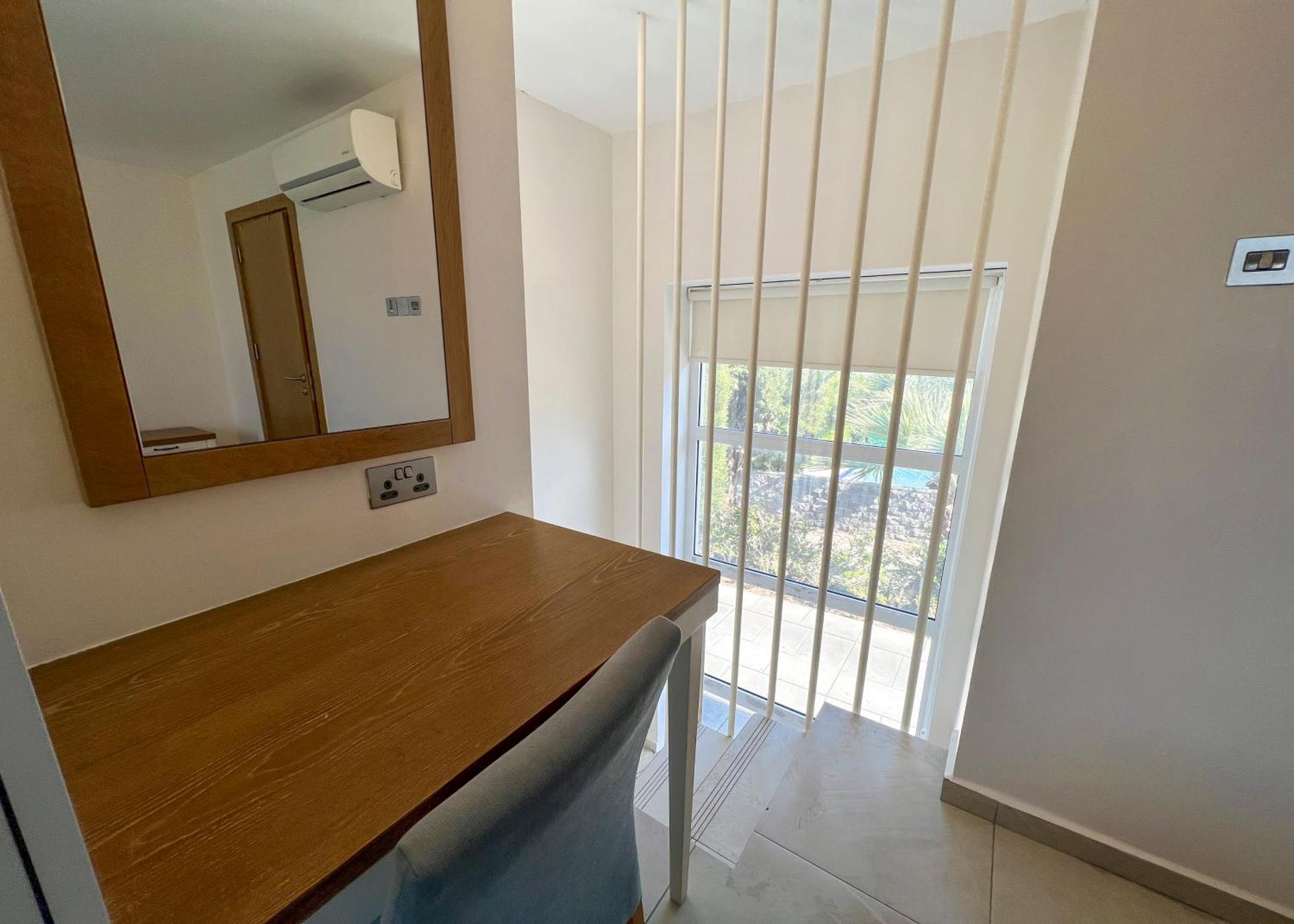 Garden Loft Apt With Pool In Alsancak Kyrenia Girne Buitenkant foto
