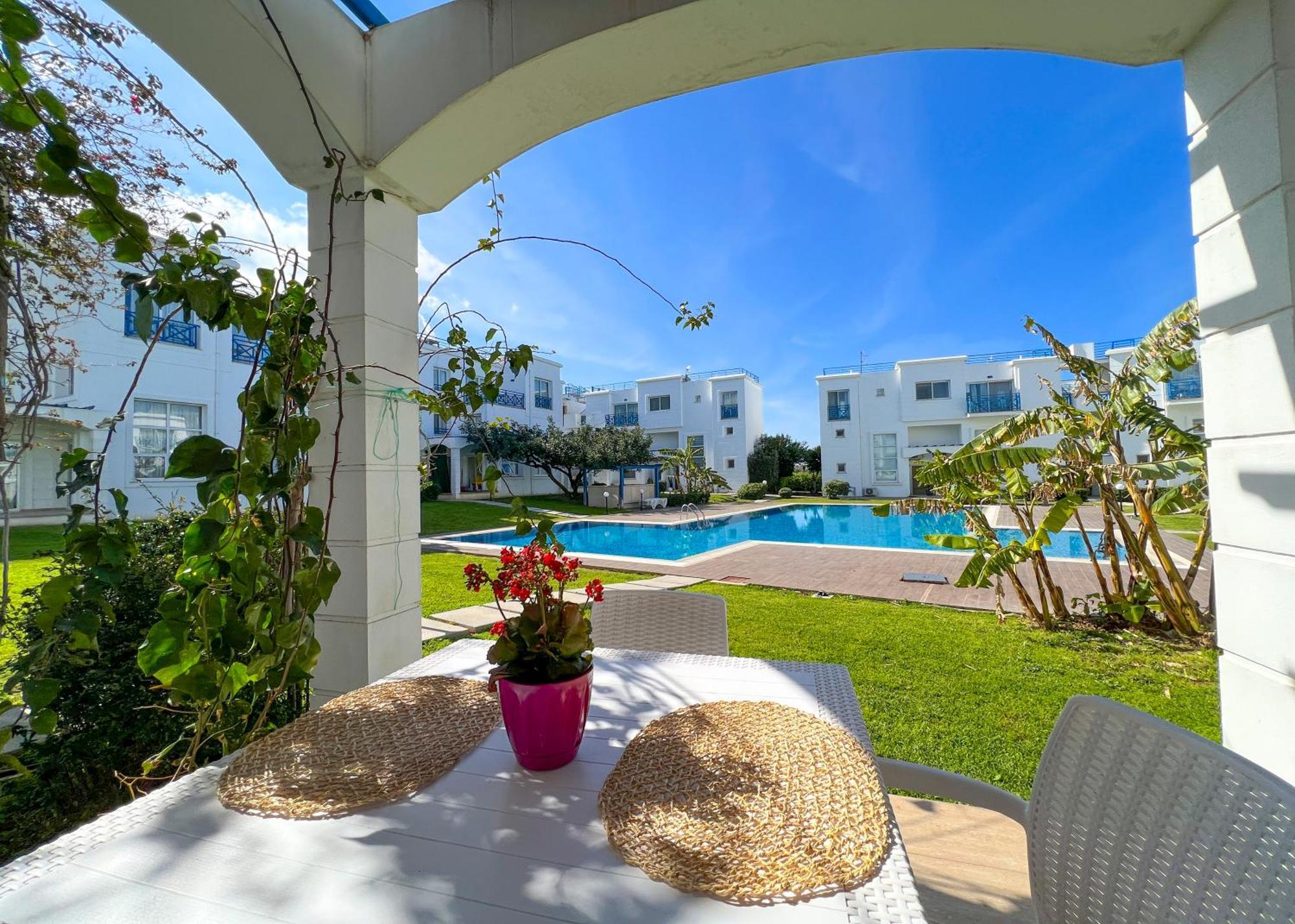 Garden Loft Apt With Pool In Alsancak Kyrenia Girne Buitenkant foto